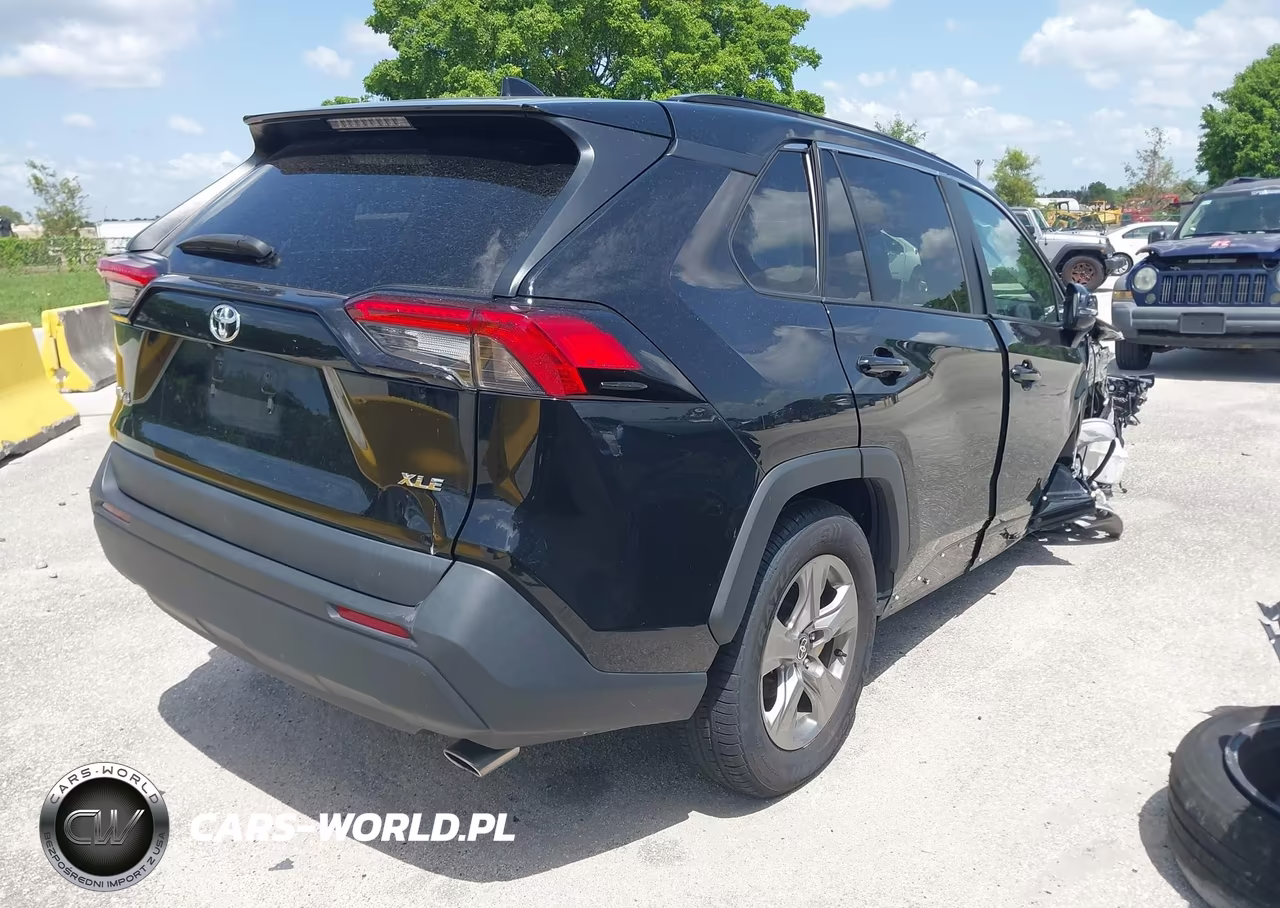 2024 Toyota Rav4 Xle VIN:2T3W1RFV4RW334314 - 4