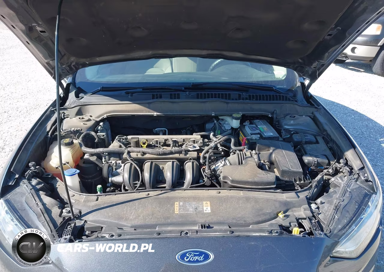 2018 Ford Fusion S VIN:3FA6P0G78JR150177 - 10