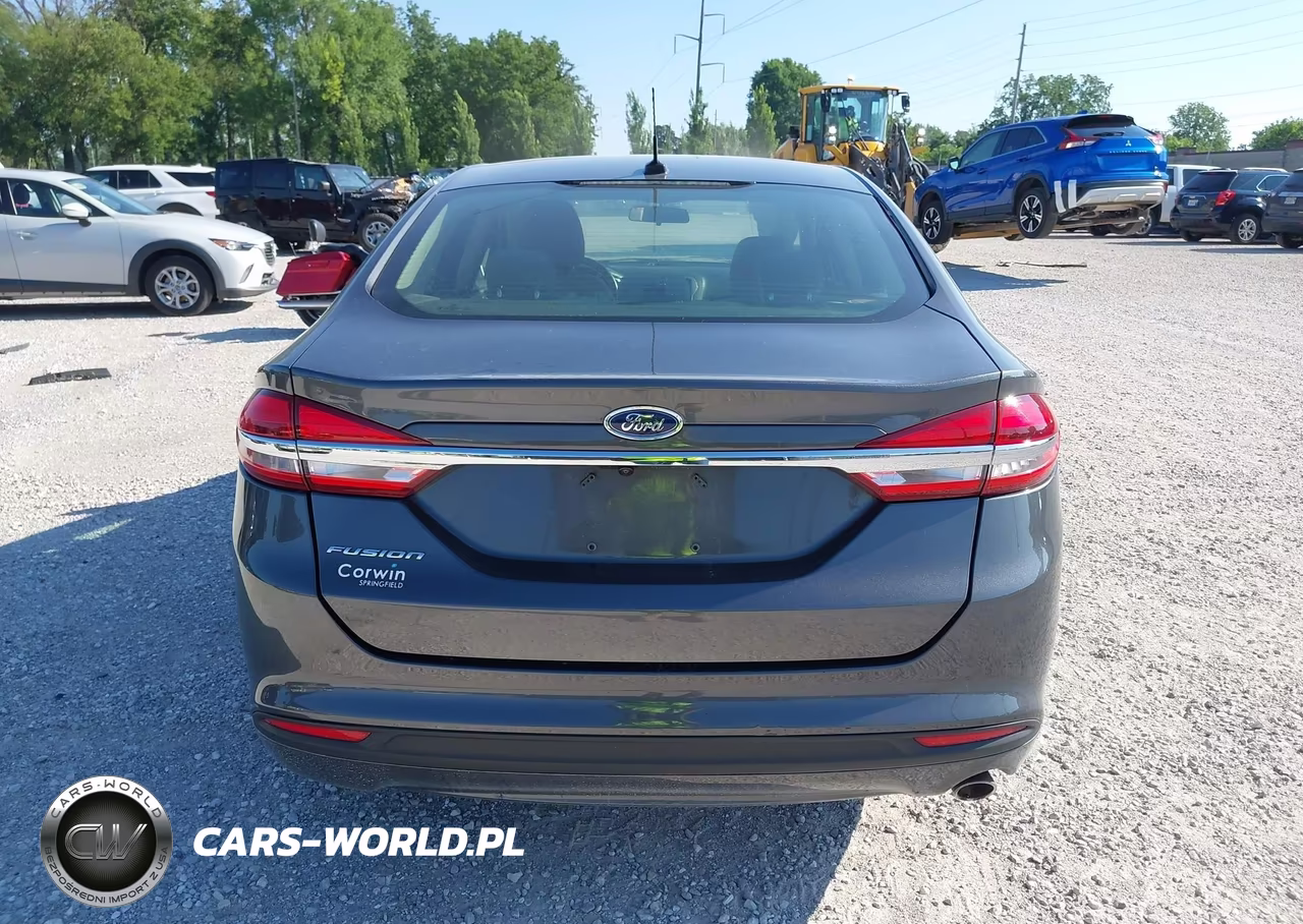2018 Ford Fusion S VIN:3FA6P0G78JR150177 - 16
