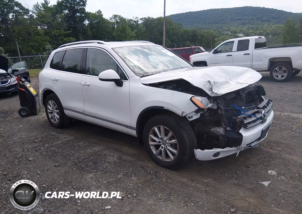 2013 Volkswagen Touareg Vr6 Sport – zdjęcie 1 z 17