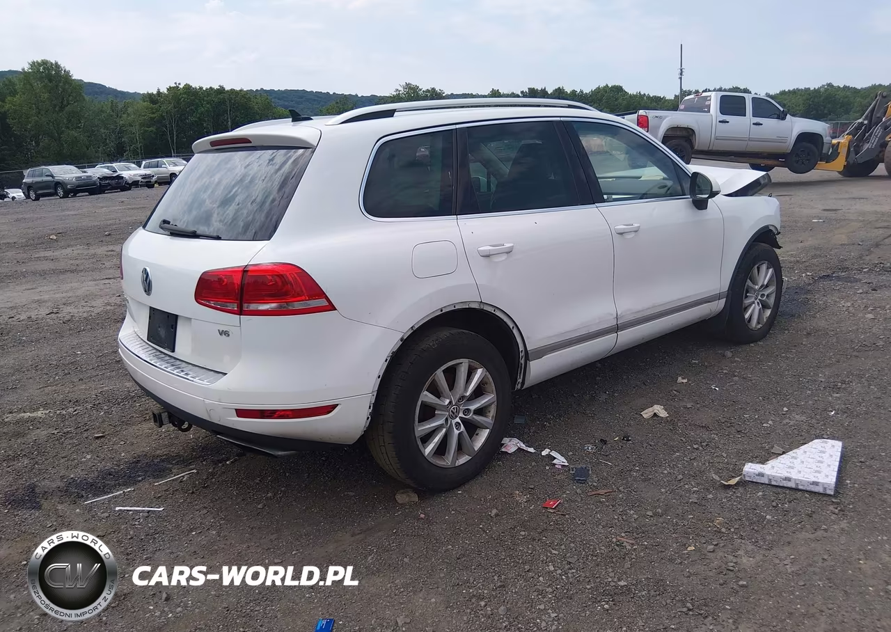 2013 Volkswagen Touareg Vr6 Sport VIN:WVGEF9BPXDD004828 - 4