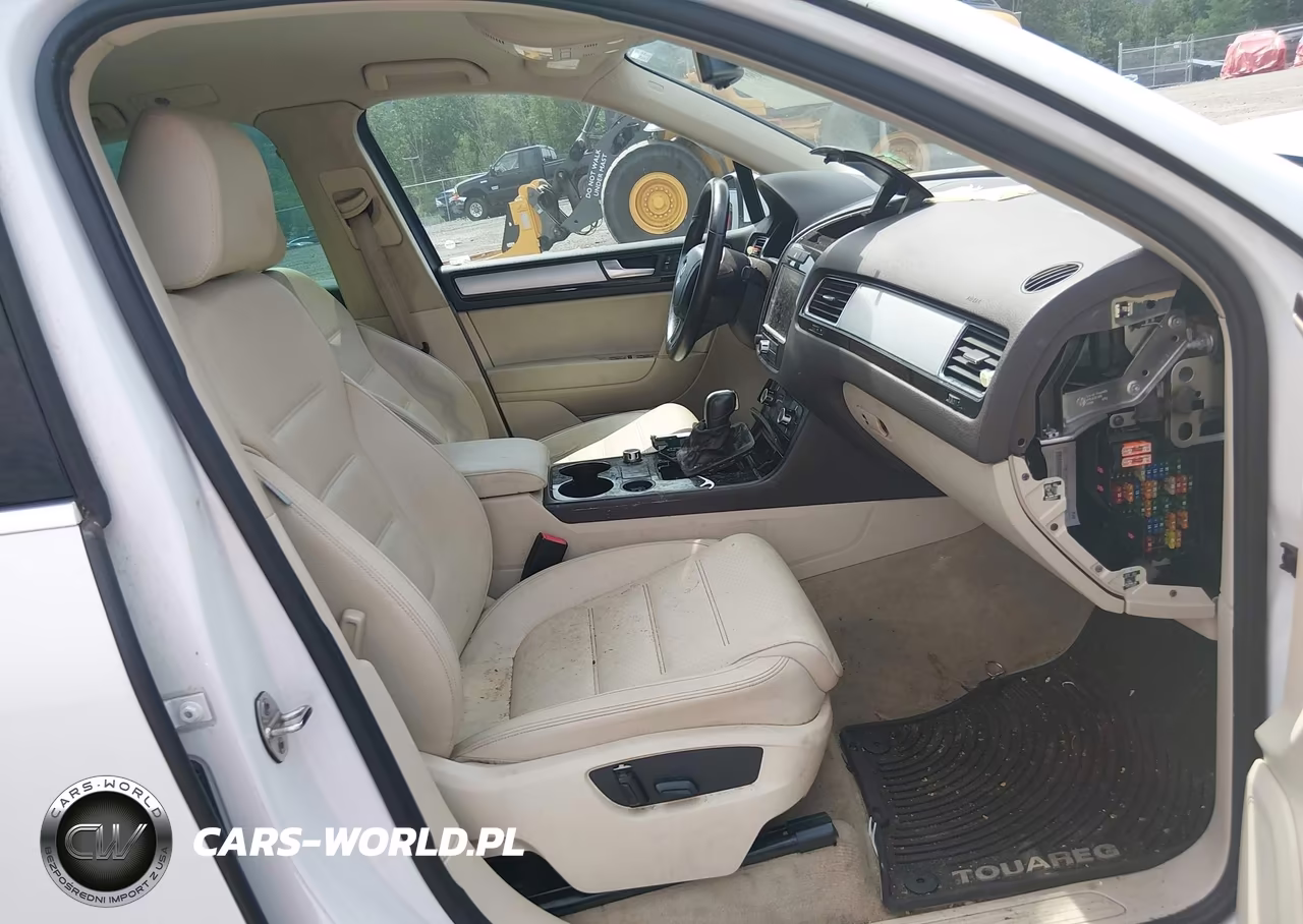 2013 Volkswagen Touareg Vr6 Sport VIN:WVGEF9BPXDD004828 - 5