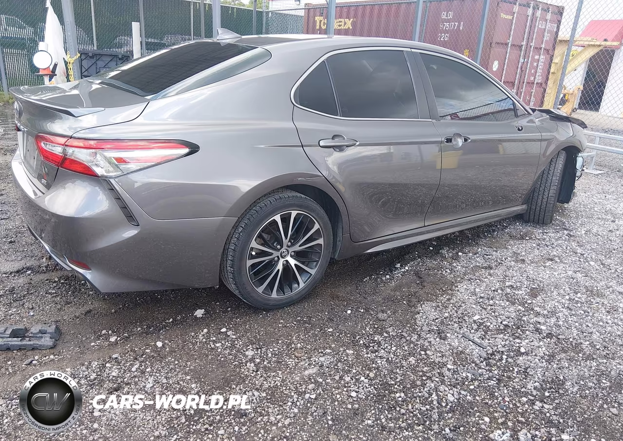 2019 Toyota Camry Se VIN:4T1B11HK4KU228897 - 4