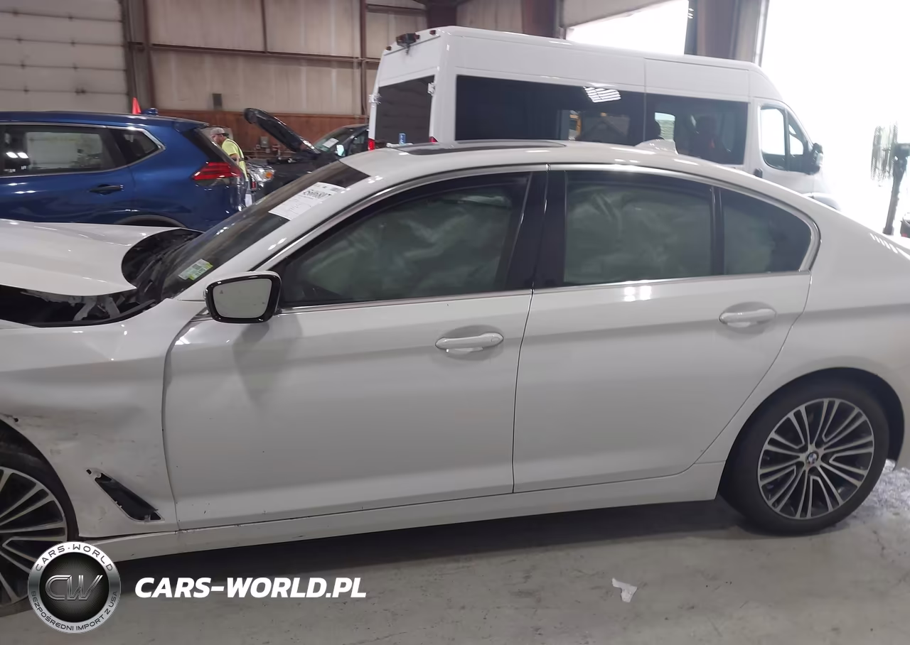 2020 BMW 540I xDrive VIN:WBAJS3C04LWW67972 - 14