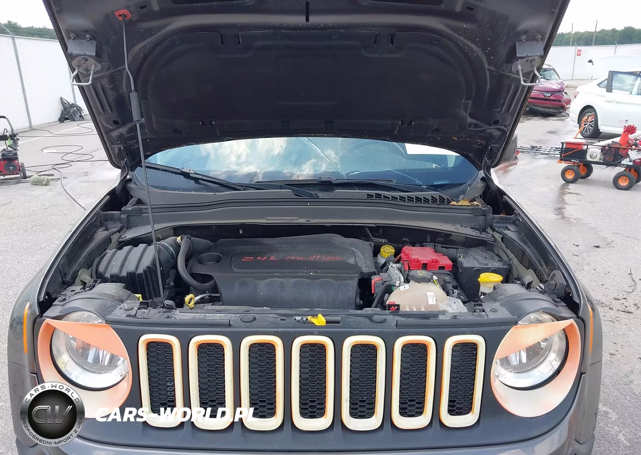 2018 Jeep Renegade Latitude 4X4 VIN:ZACCJBBB8JPH36295 - 10