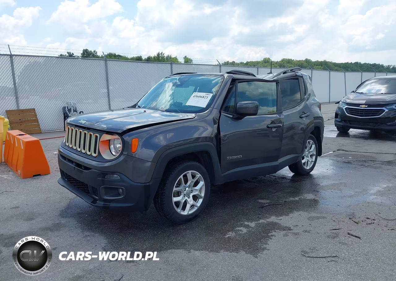 2018 Jeep Renegade Latitude 4X4 VIN:ZACCJBBB8JPH36295 - 2