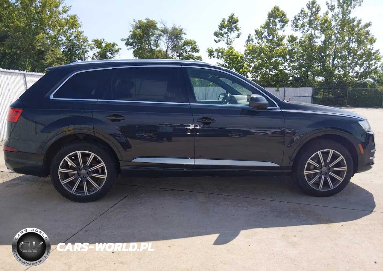 2017 Audi Q7 3.0T Premium VIN:WA1VAAF73HD011540 - 13
