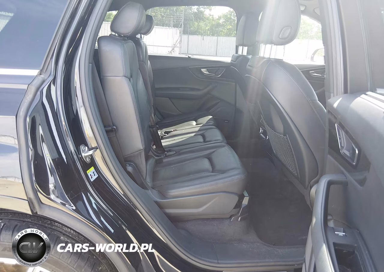 2017 Audi Q7 3.0T Premium VIN:WA1VAAF73HD011540 - 8
