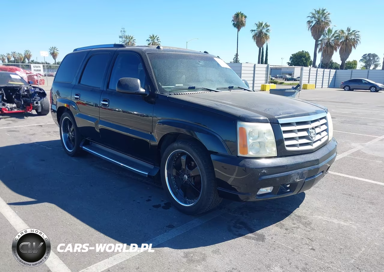 2004 Cadillac Escalade Standard