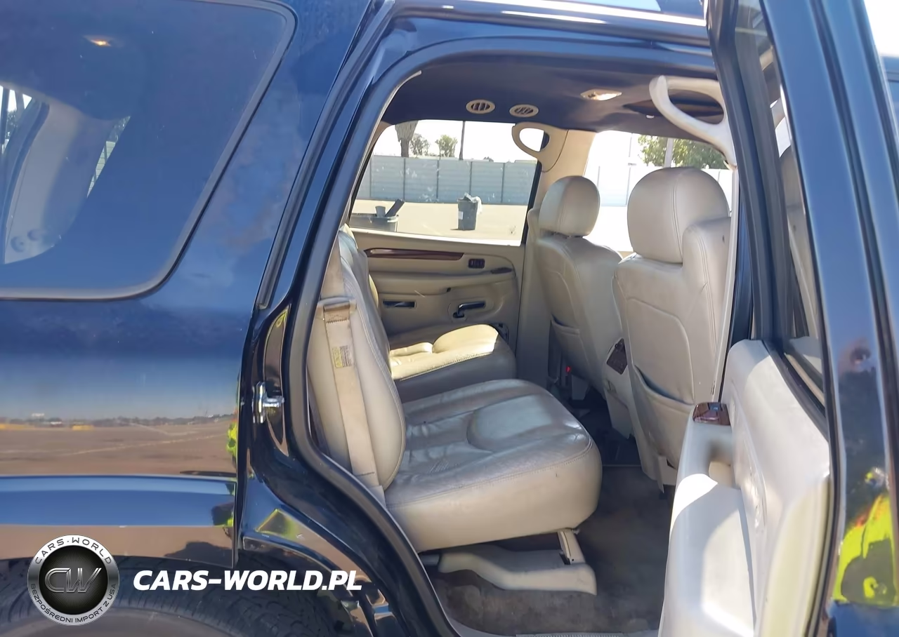 2004 Cadillac Escalade Standard VIN:1GYEC63T84R208970 - 8