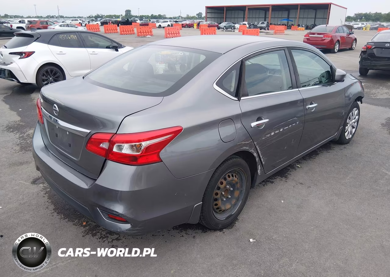 2017 Nissan Sentra S VIN:3N1AB7AP0HY381310 - 4