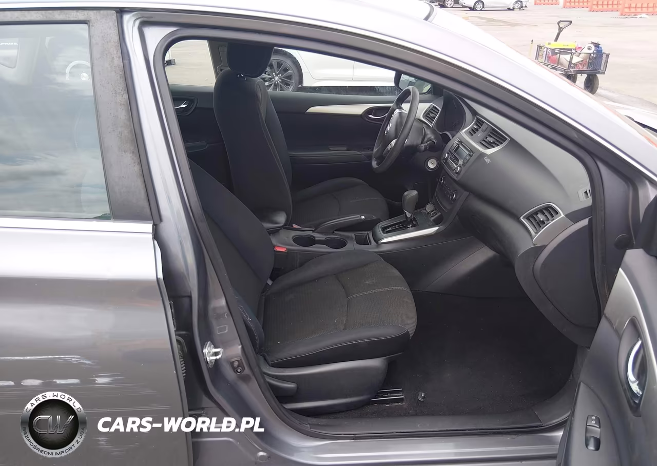 2017 Nissan Sentra S VIN:3N1AB7AP0HY381310 - 5