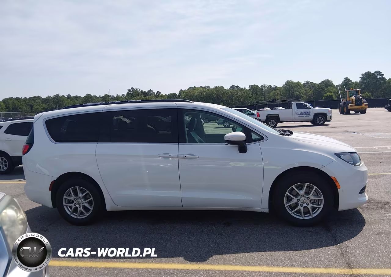 2021 Chrysler Voyager Lxi VIN:2C4RC1DGXMR506734 - 13