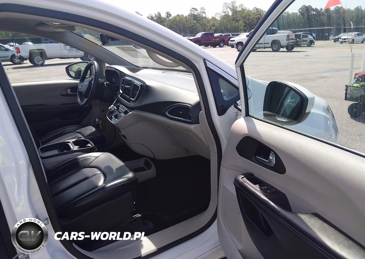 2021 Chrysler Voyager Lxi VIN:2C4RC1DGXMR506734 - 5