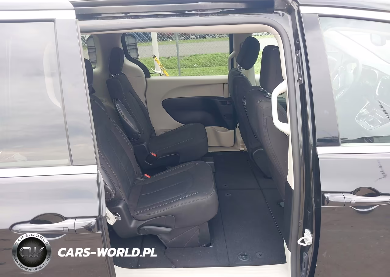 2022 Chrysler Voyager Lx VIN:2C4RC1CG4NR165978 - 8