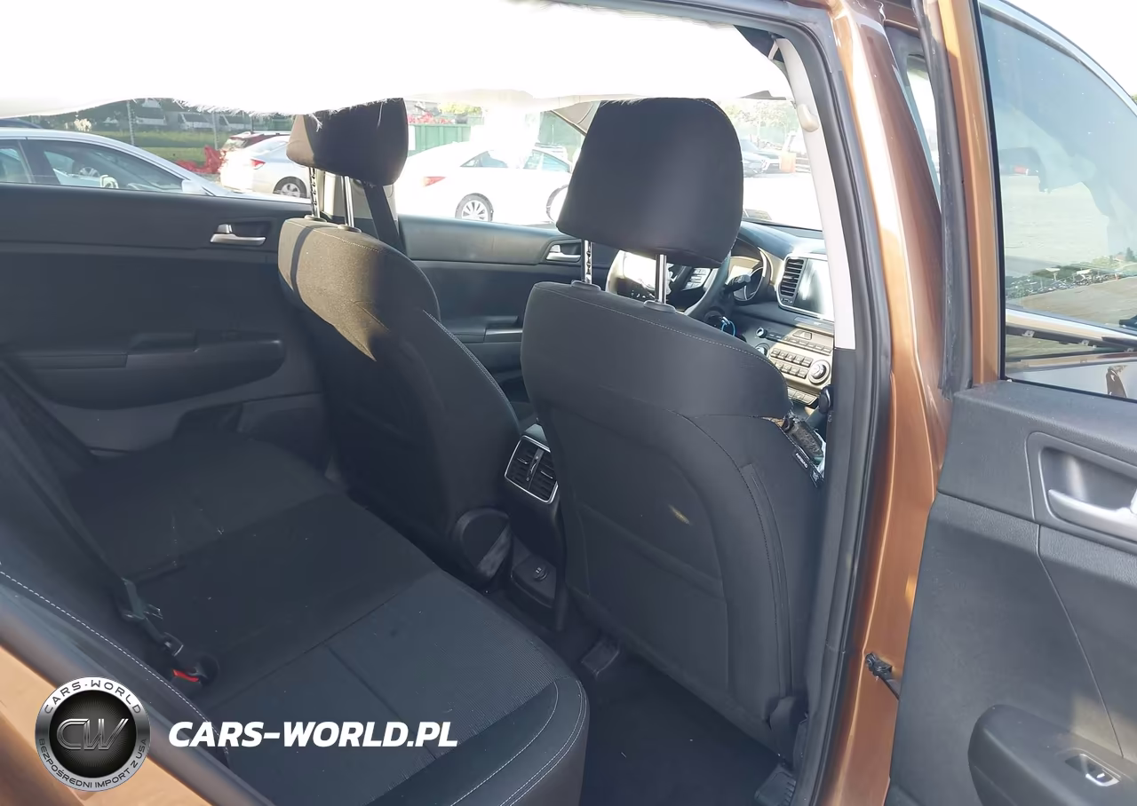 2020 Kia Sportage Lx VIN:KNDPMCAC1L7632613 - 8