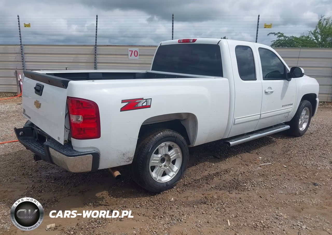 2013 Chevrolet Silverado 1500 Lt VIN:1GCRCSE05DZ345660 - 4