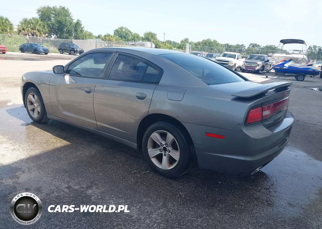 2011 Dodge Charger VIN:2B3CL3CG4BH607517 - 3