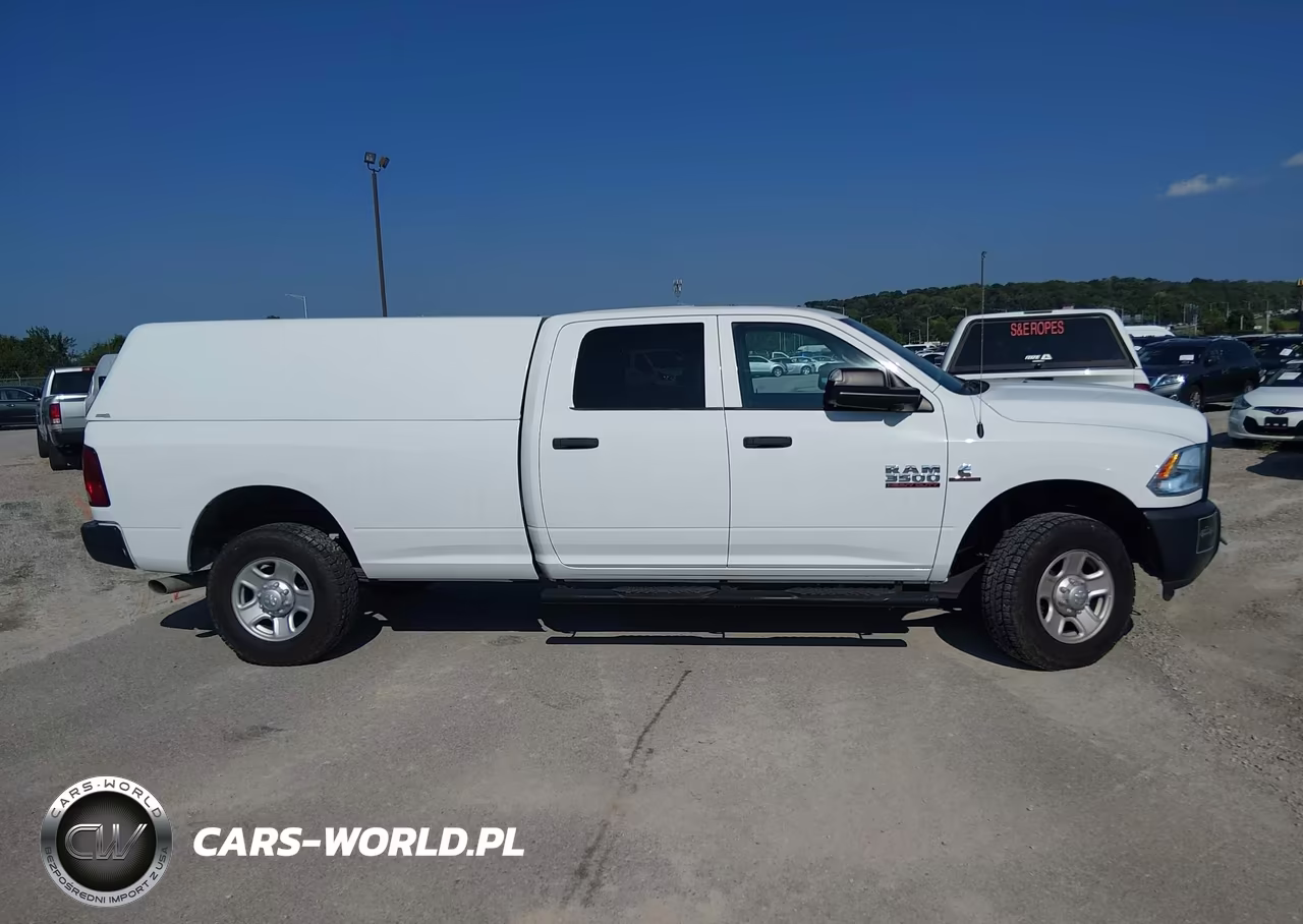 2017 Ram 3500 Tradesman 4X4 8' Box VIN:3C63R3GL9HG762326 - 13