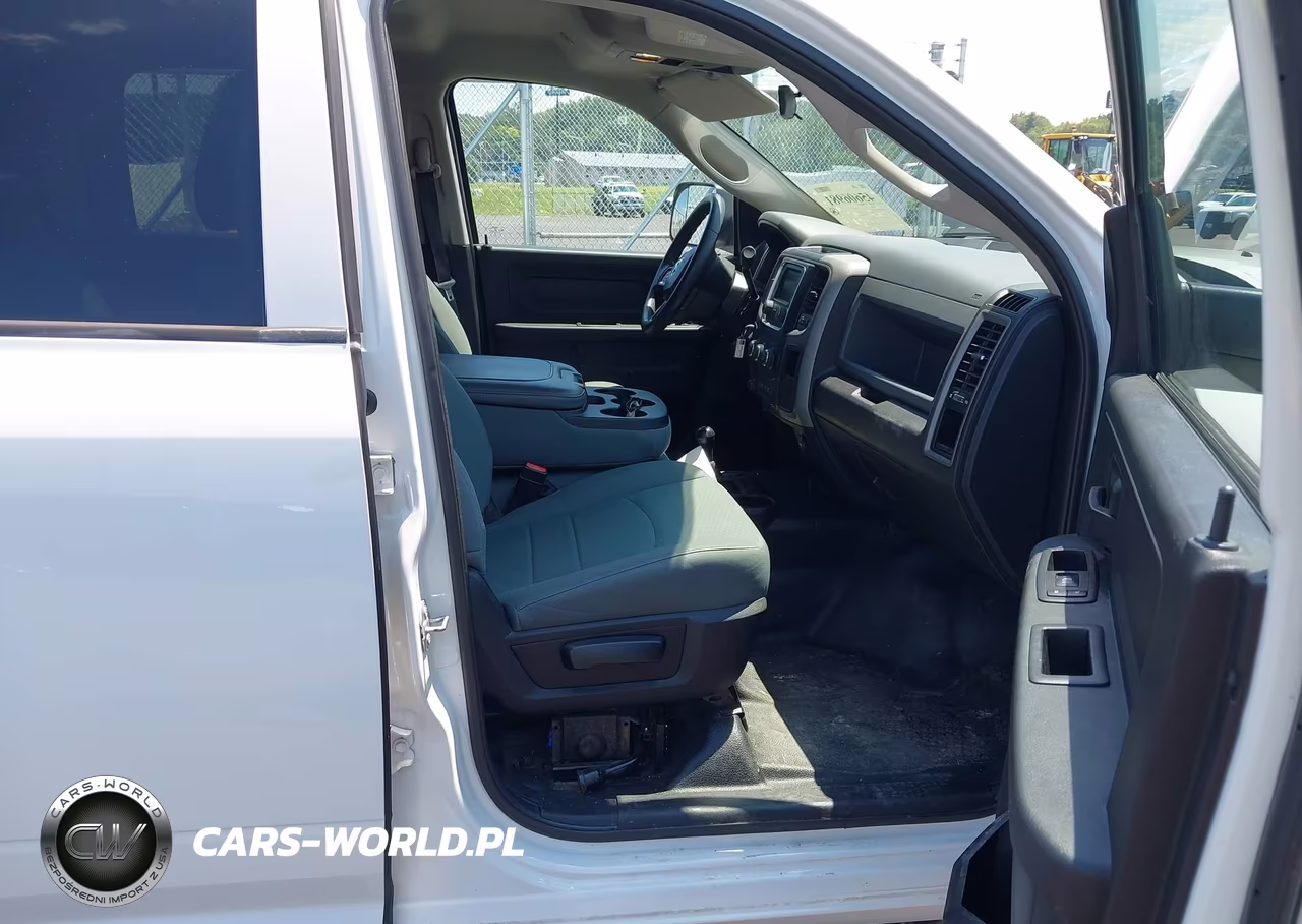2017 Ram 3500 Tradesman 4X4 8' Box VIN:3C63R3GL9HG762326 - 5