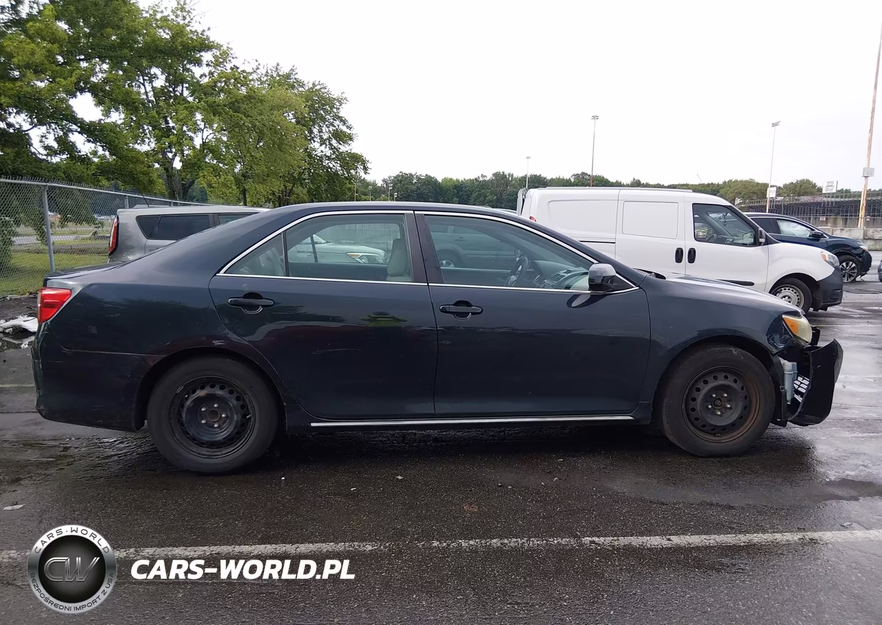 2012 Toyota Camry Le VIN:4T4BF1FK1CR212748 - 13
