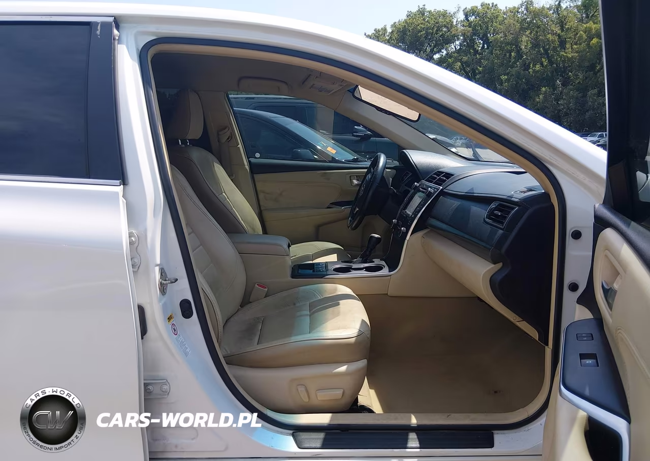 2016 Toyota Camry Hybrid Xle VIN:4T1BD1FK0GU196550 - 5