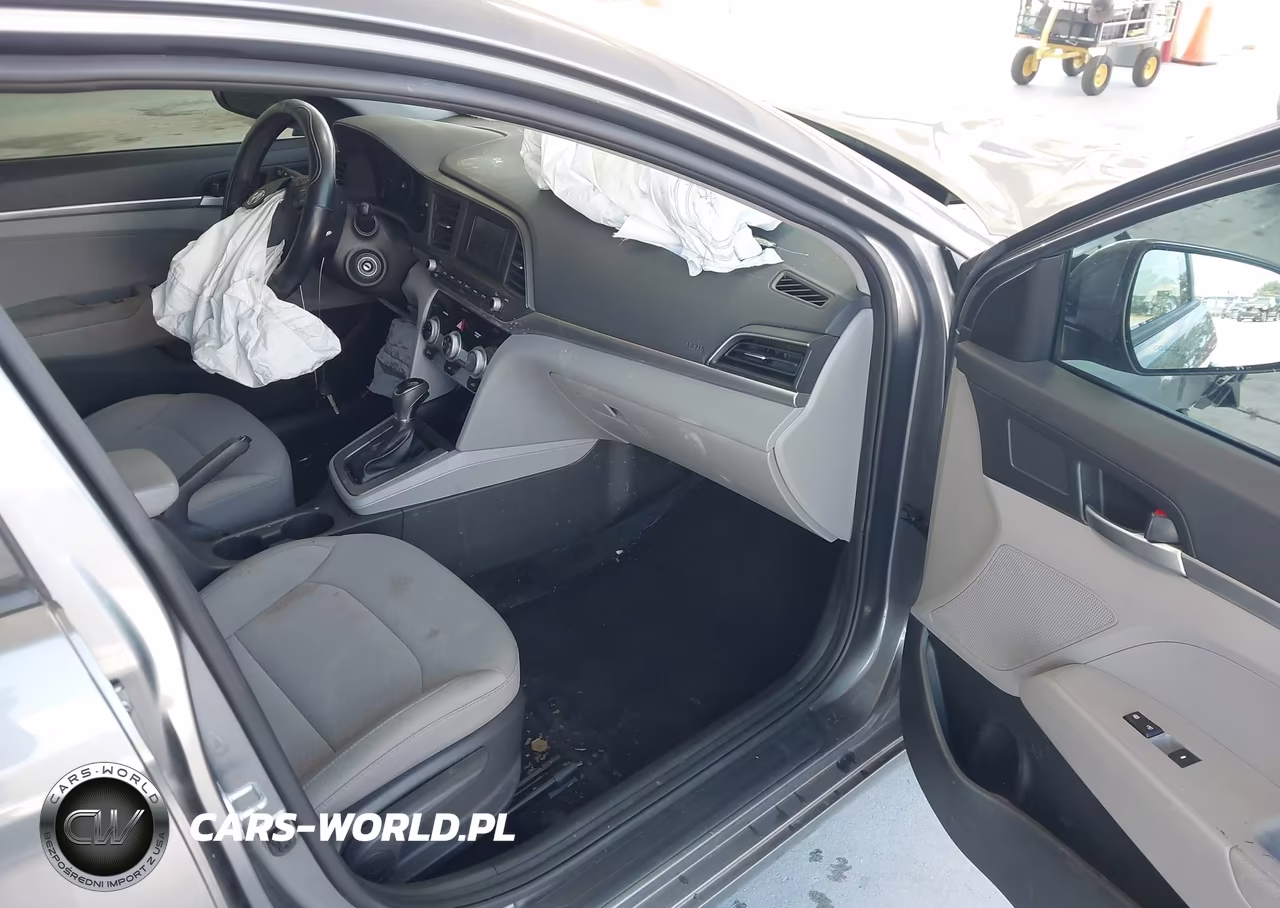 2019 Hyundai Elantra Se VIN:5NPD74LF3KH495997 - 5