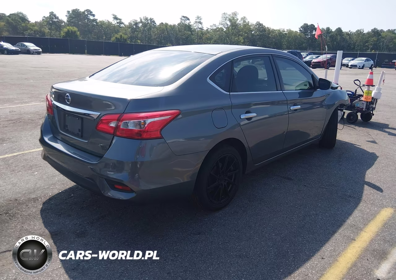 2019 Nissan Sentra S VIN:3N1AB7AP3KY295545 - 4