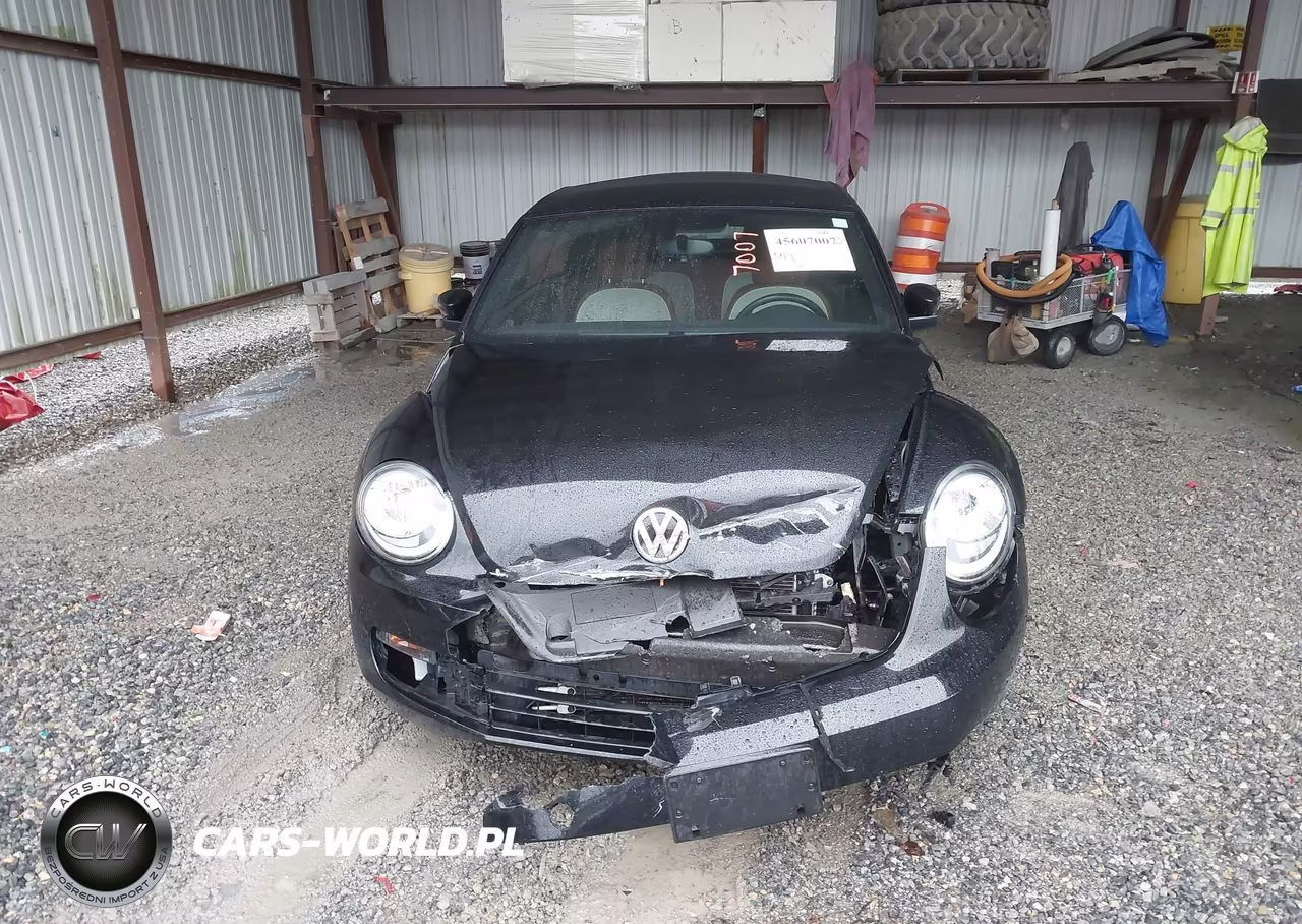 2015 Volkswagen Beetle 1.8T Classic VIN:3VW517AT5FM808416 - 12