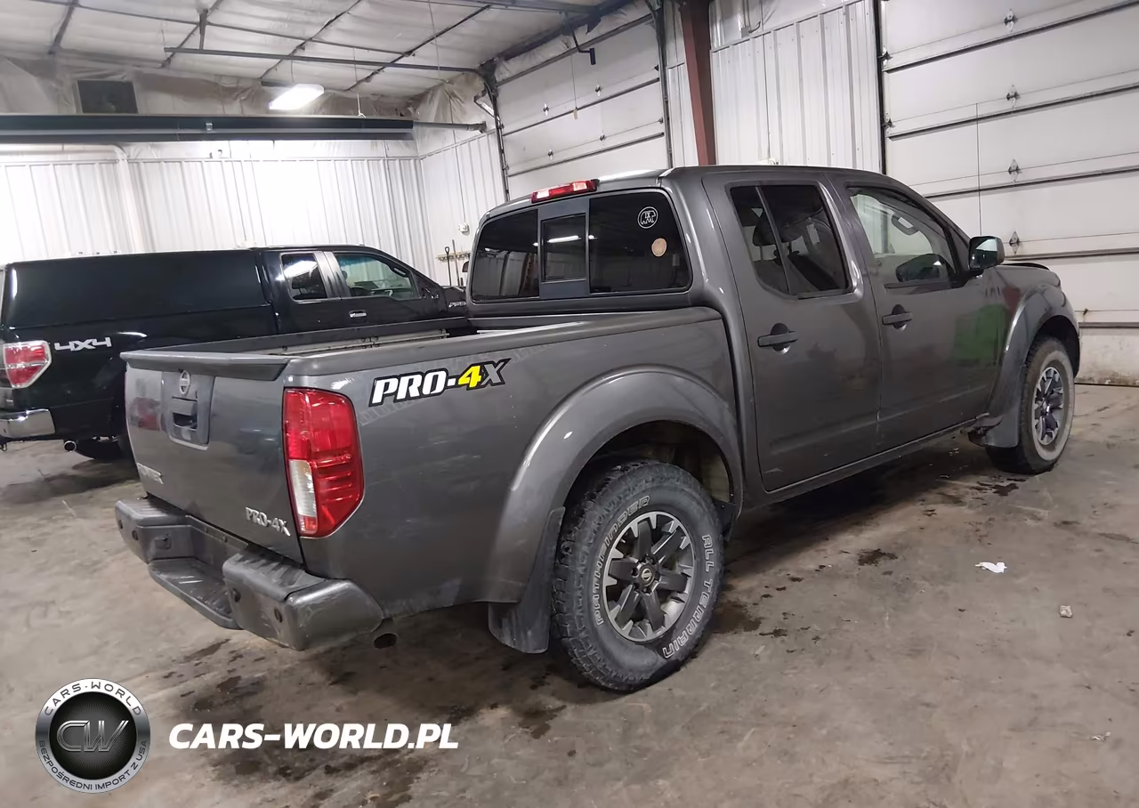 2018 Nissan Frontier Pro-4X VIN:1N6AD0EV4JN739046 - 4