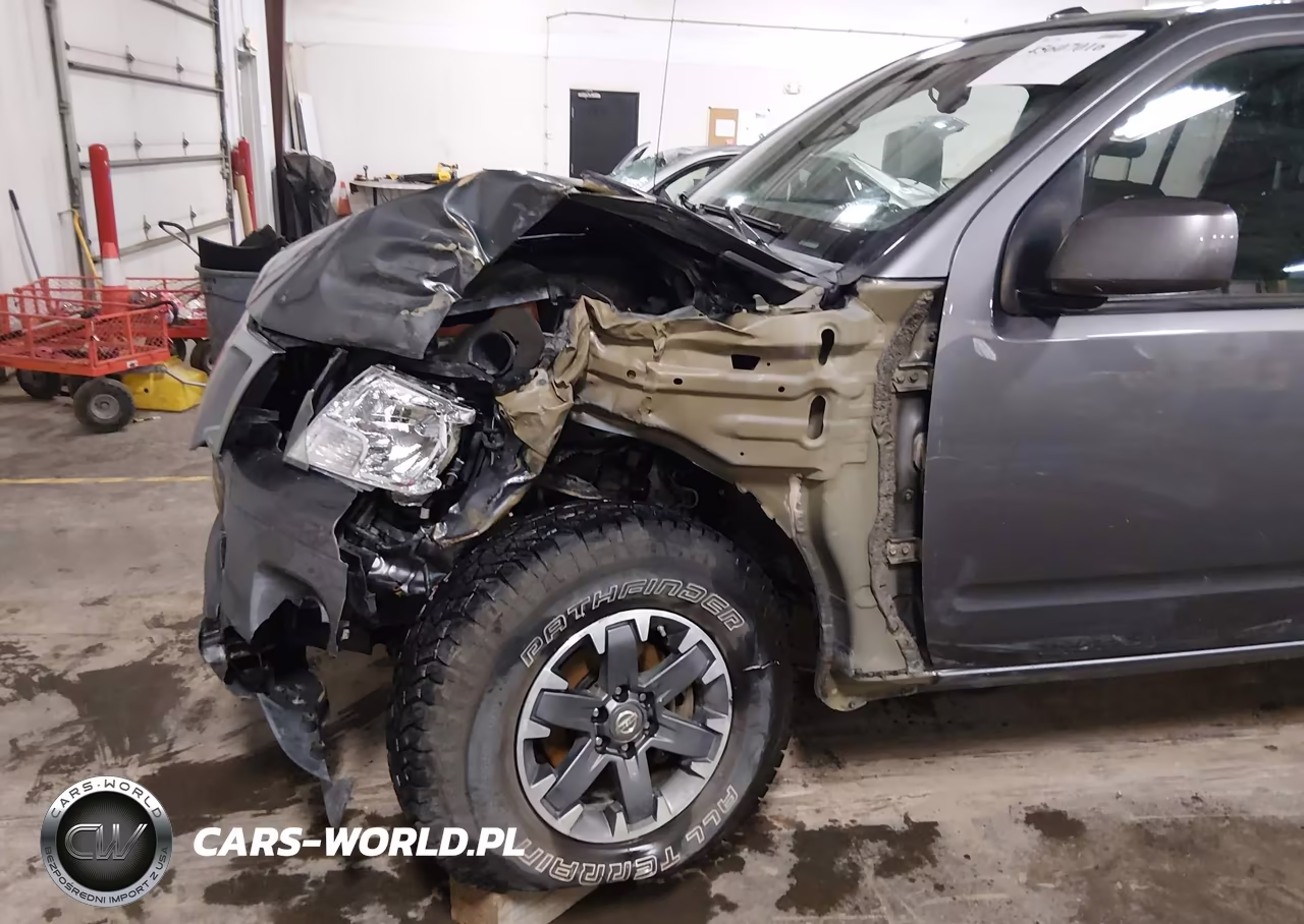 2018 Nissan Frontier Pro-4X VIN:1N6AD0EV4JN739046 - 6