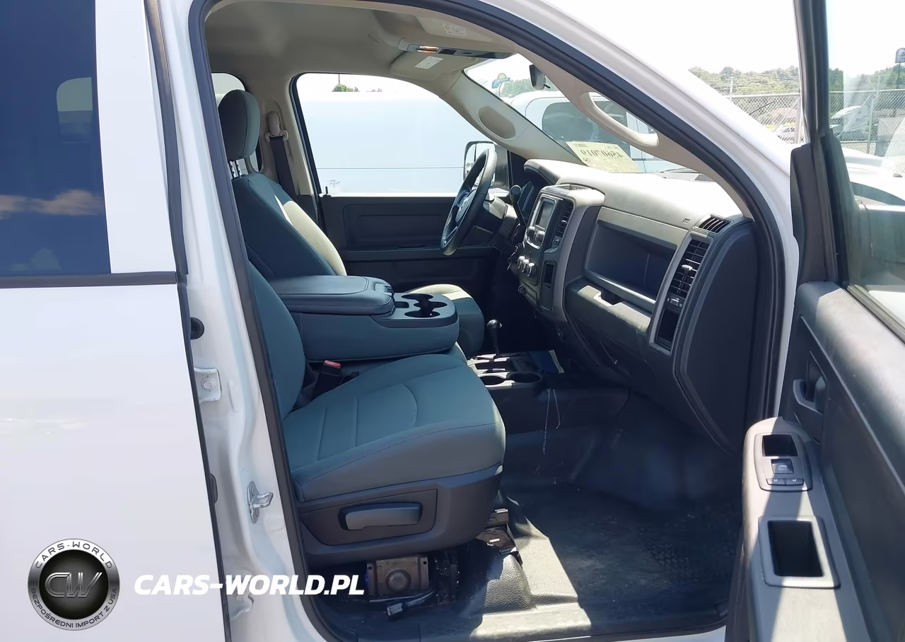 2017 Ram 3500 Tradesman 4X4 8' Box