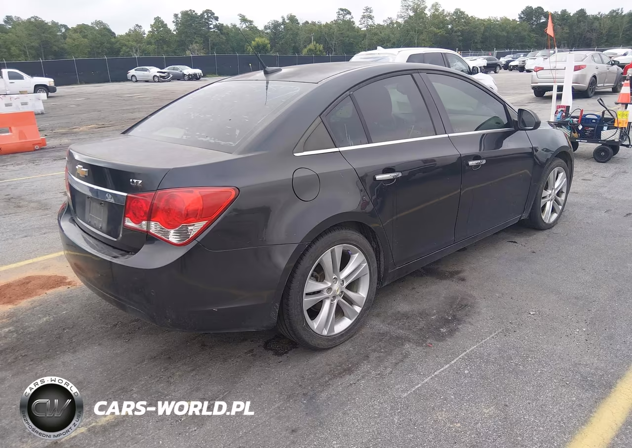2011 Chevrolet Cruze Ltz VIN:1G1PH5S98B7110054 - 4