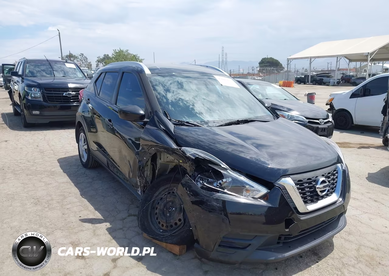 2018 Nissan Kicks S