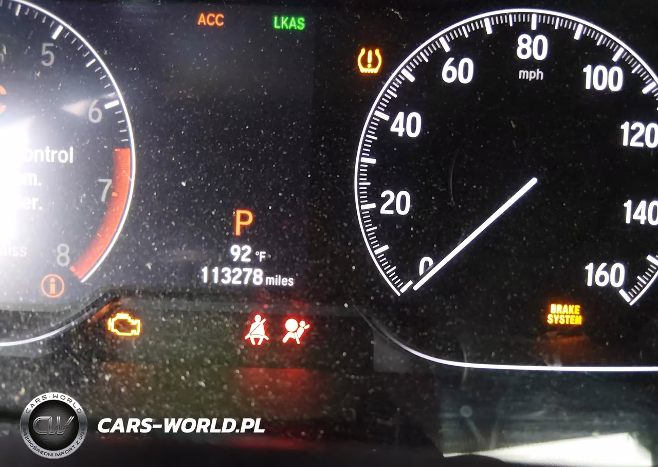 2018 Honda Accord Lx VIN:1HGCV1F1XJA261105 - 15