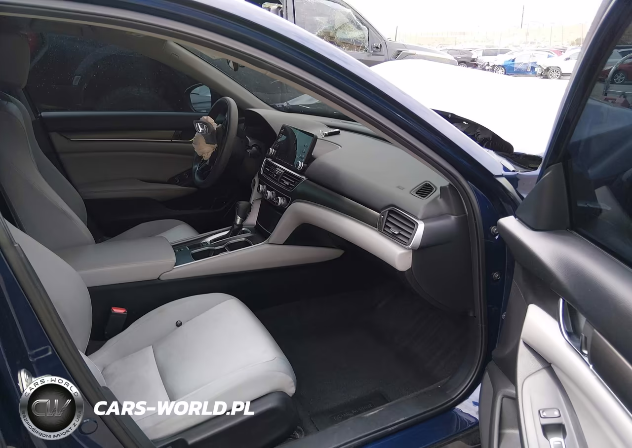2018 Honda Accord Lx VIN:1HGCV1F1XJA261105 - 5