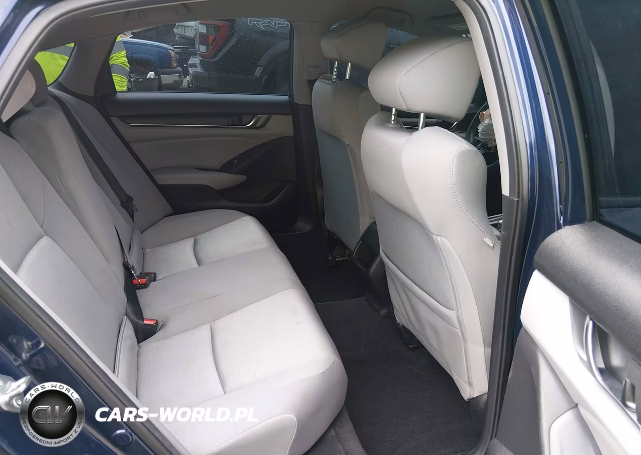2018 Honda Accord Lx VIN:1HGCV1F1XJA261105 - 8