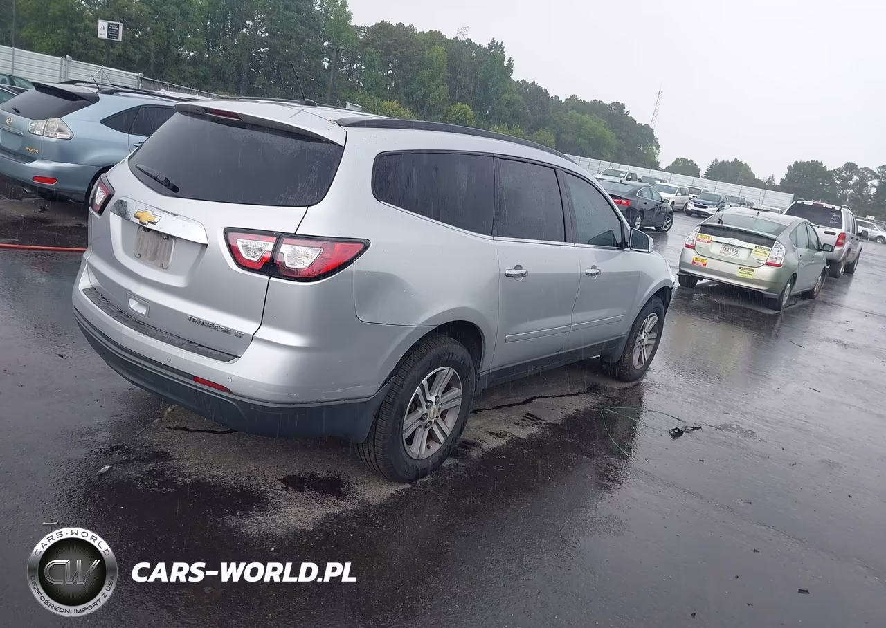 2015 Chevrolet Traverse Lt VIN:1GNKRGKDXFJ353105 - 4