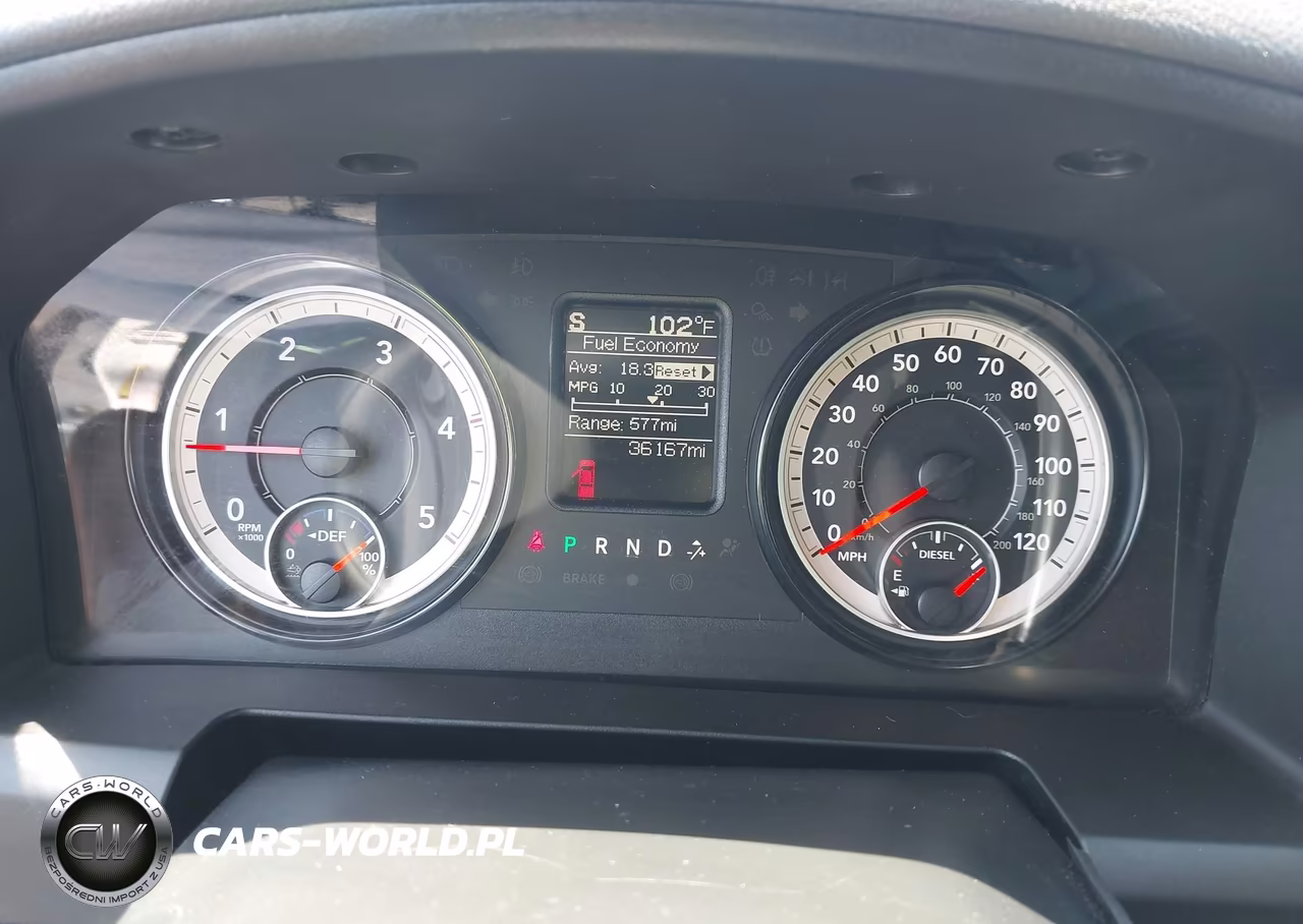 2017 Ram 3500 Tradesman 4X4 8' Box VIN:3C63R3GL3HG762323 - 3
