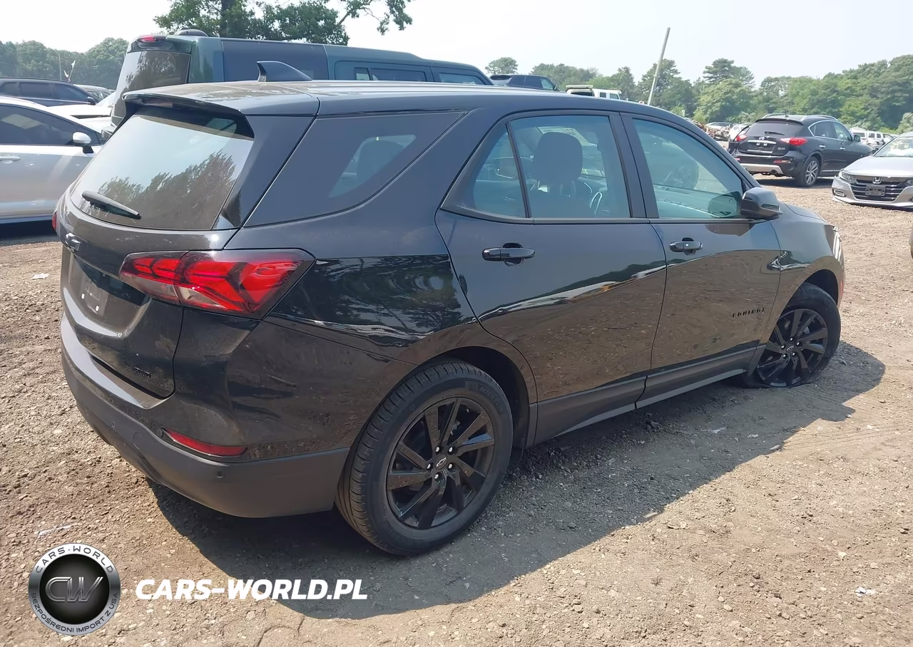 2024 Chevrolet Equinox Awd Ls VIN:3GNAXSEGXRL186526 - 4