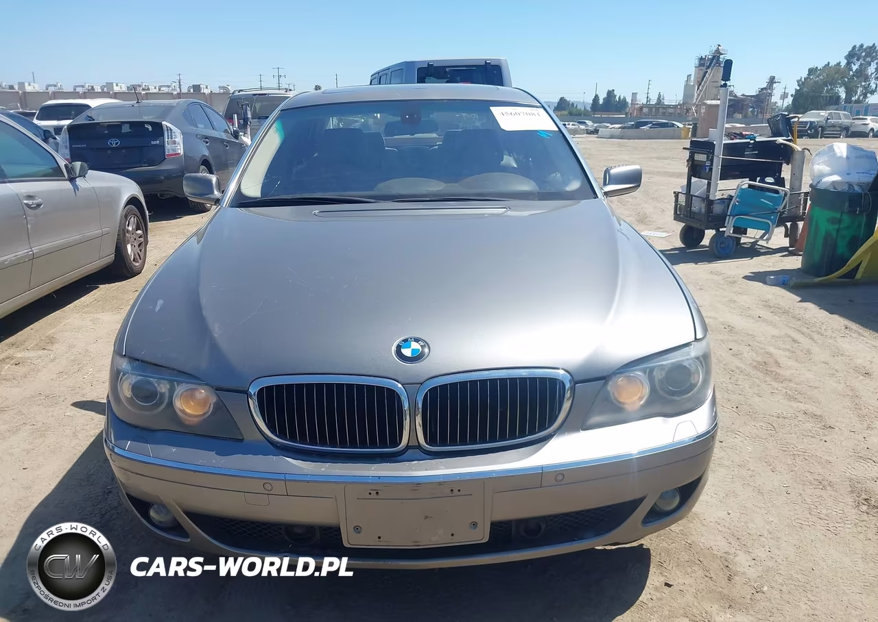 2007 BMW 750Li VIN:WBAHN83517DT76118 - 12