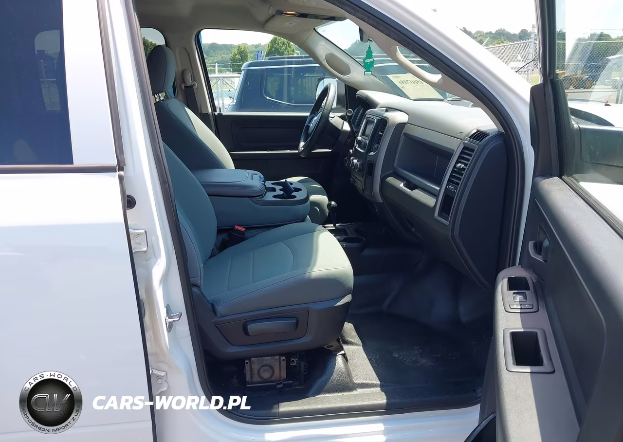 2017 Ram 3500 Tradesman 4X4 8' Box
