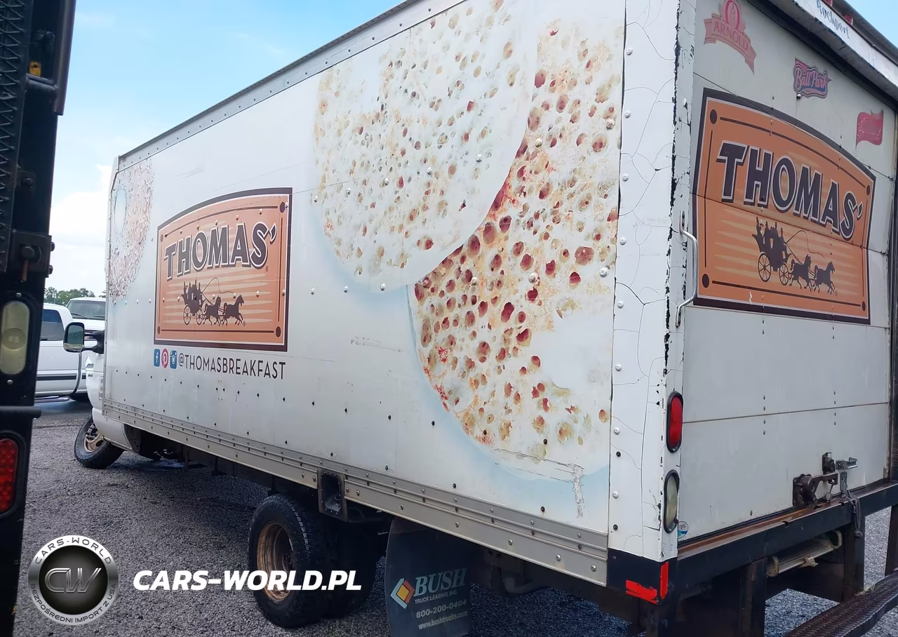 2013 Ford E-350 Cutaway VIN:1FDWE3FL2DDB27180 - 3