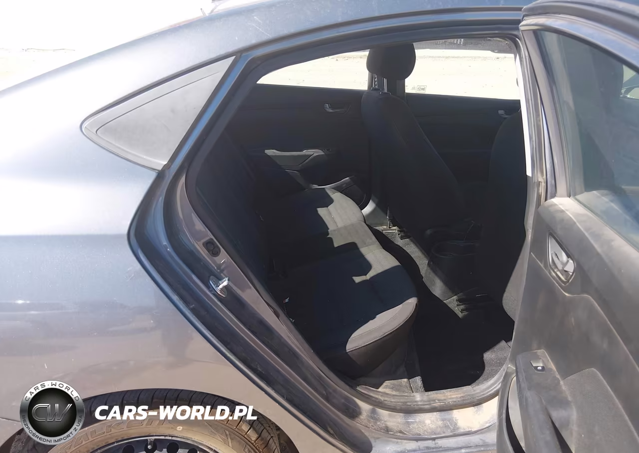 2019 Hyundai Accent Se VIN:3KPC24A3XKE071840 - 8