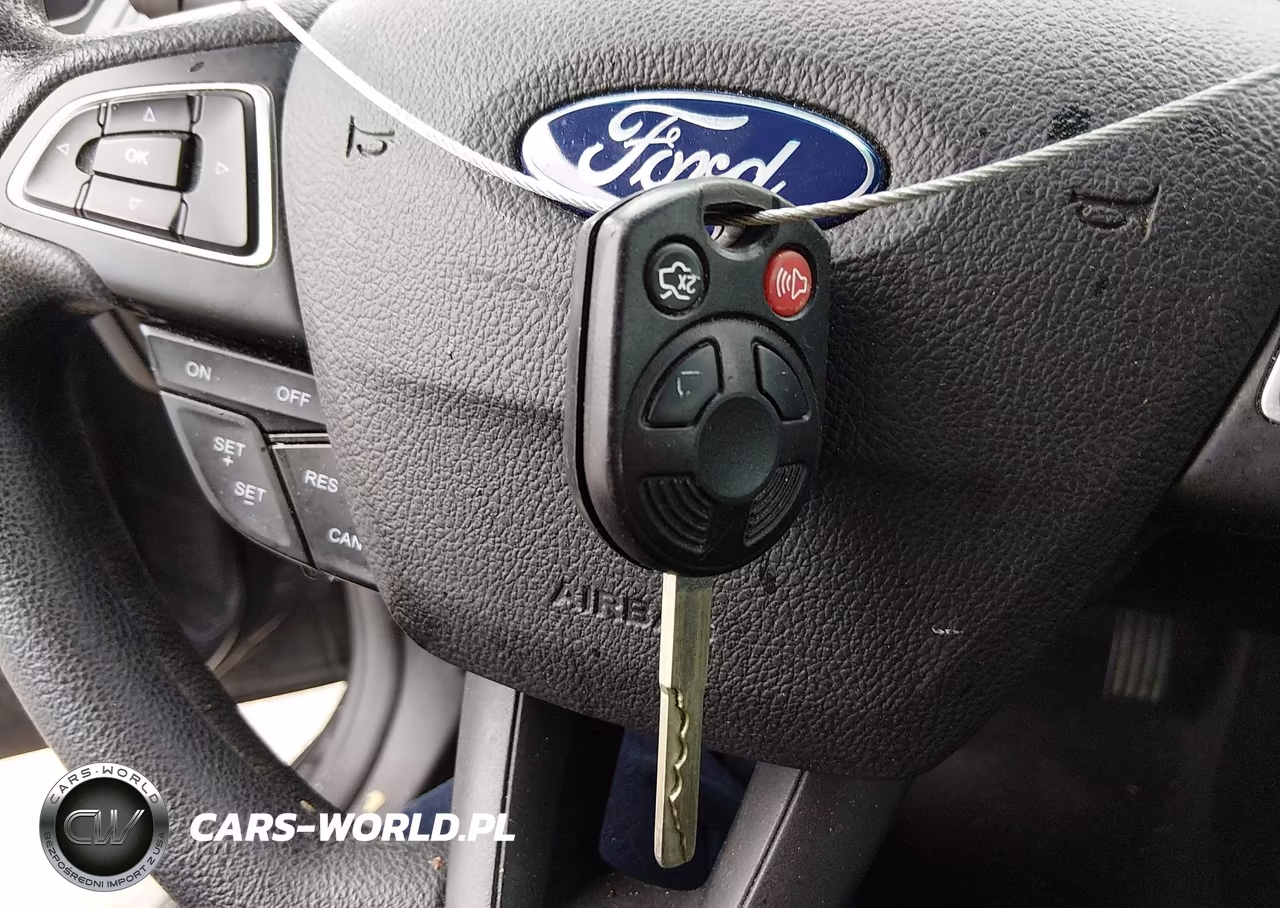 2018 Ford Focus Se VIN:1FADP3K28JL292838 - 11