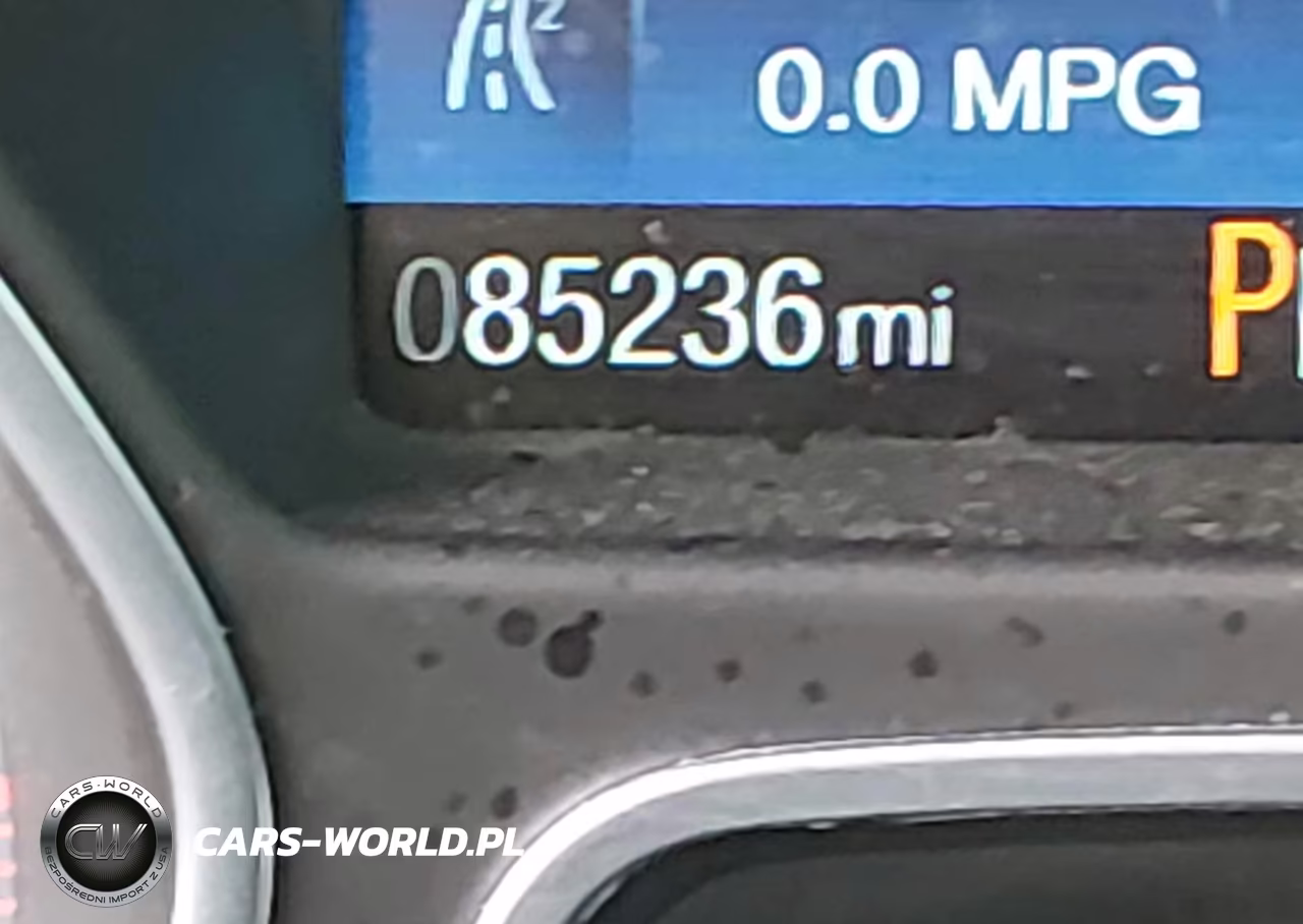 2018 Ford Focus Se VIN:1FADP3K28JL292838 - 15