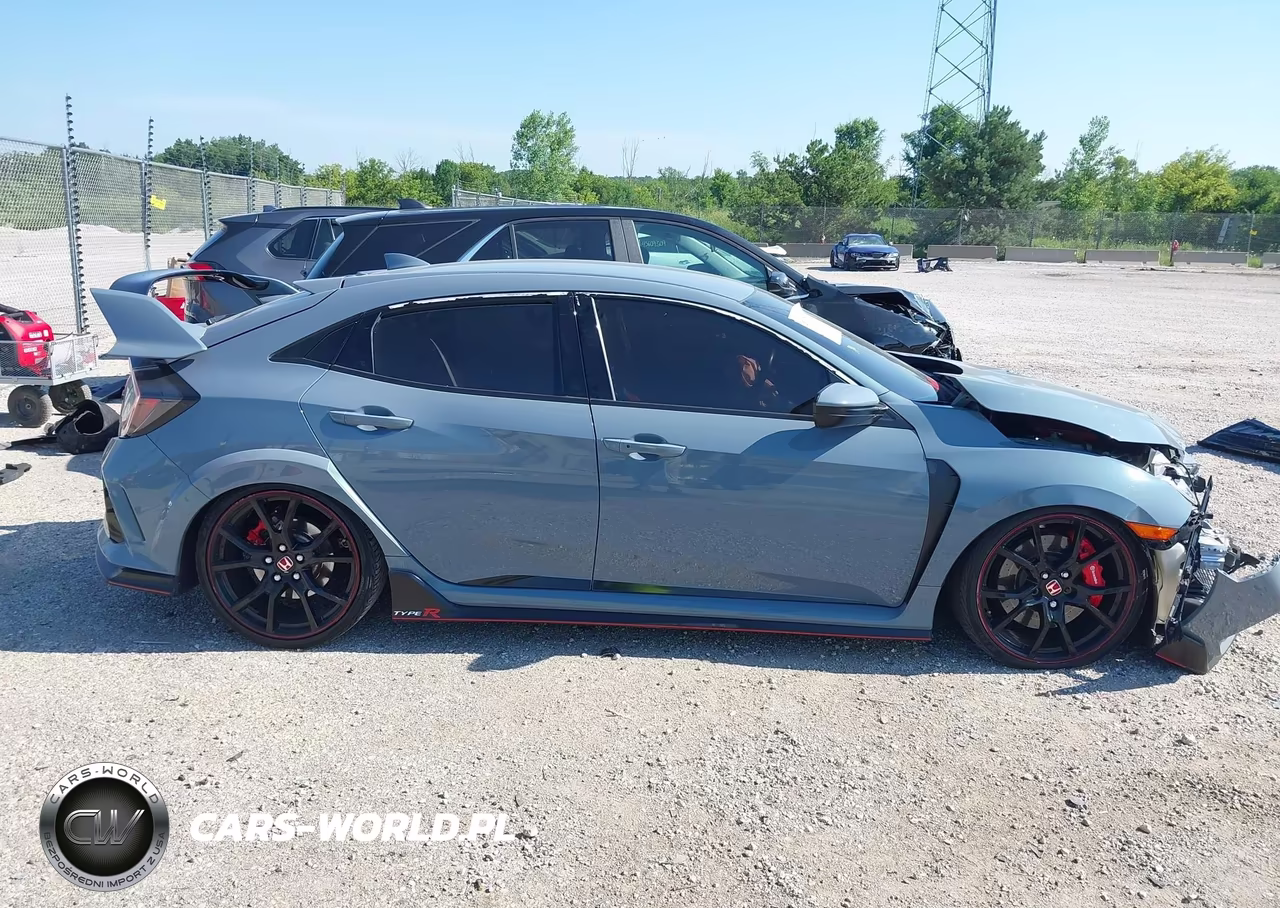 2019 Honda Civic Type R Touring VIN:SHHFK8G73KU206681 - 13