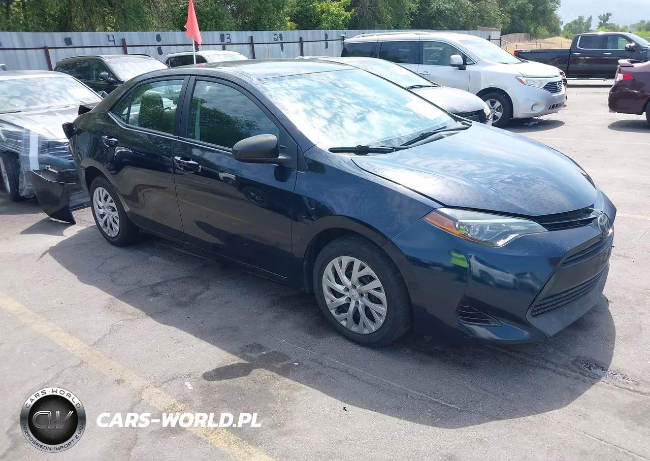 2018 Toyota Corolla Le – zdjęcie 1 z 17