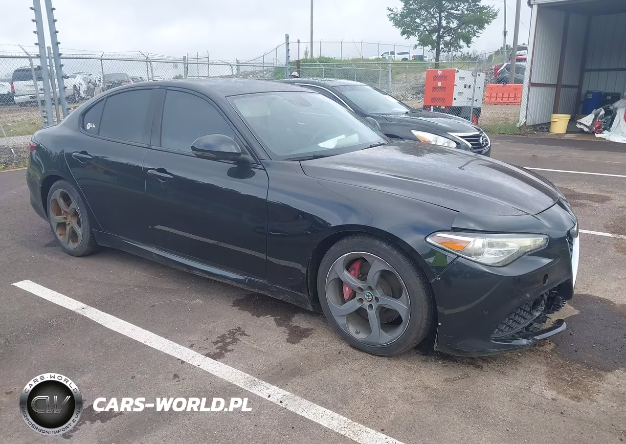 2017 Alfa Romeo Giulia Rwd