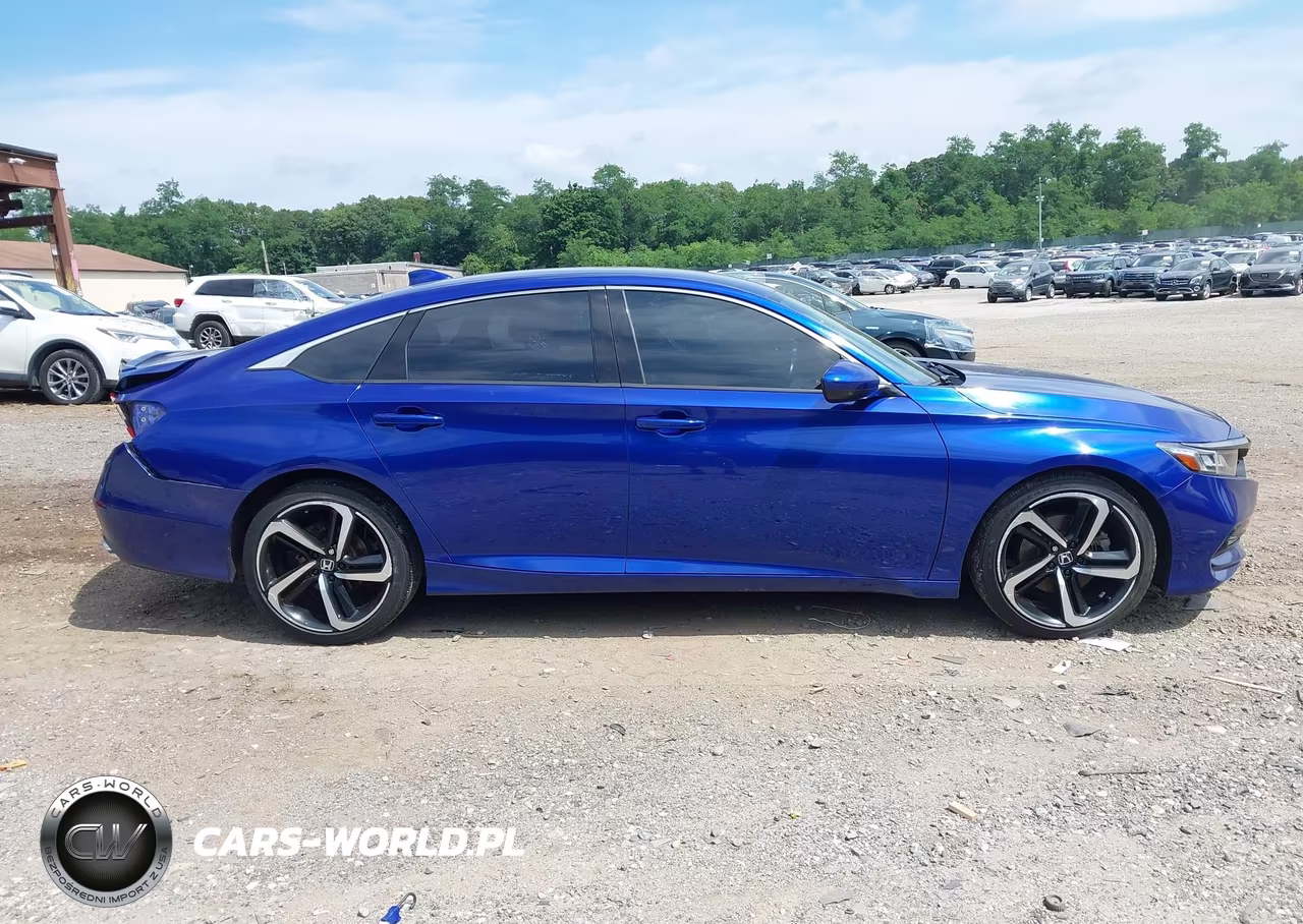 2018 Honda Accord Sport VIN:1HGCV1F36JA253097 - 14